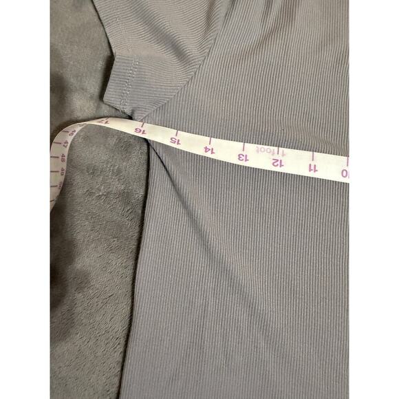 Olive & Oak Size Large Ribbed Cropped Crew Neck Shirt Gray Modal Spandex Blend‎ - Picture 5 of 7